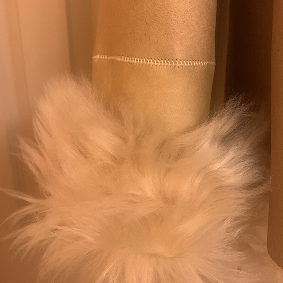 Women’s shearling jacket - Picture 3 of 6